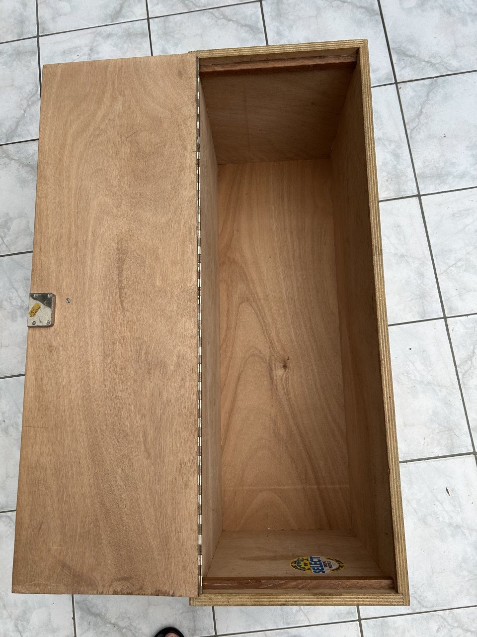 Houten kist/kastje