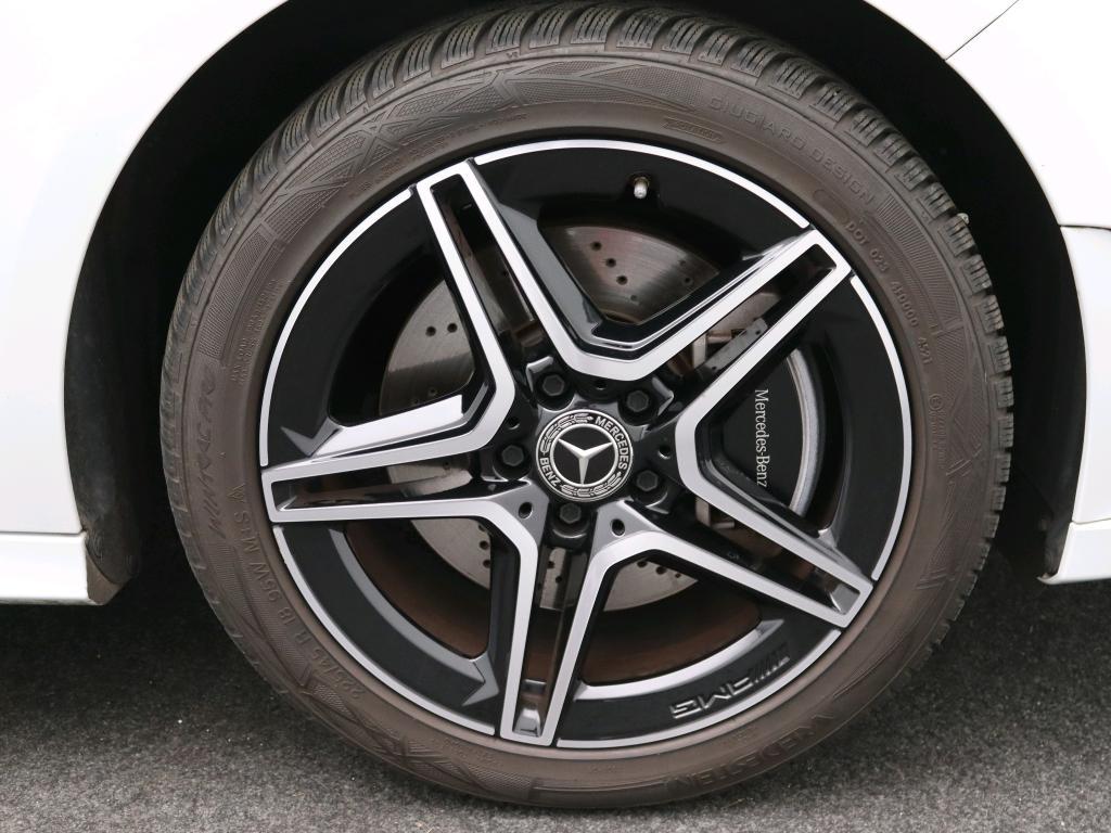 Mercedes-Benz B-Klasse 250 e business solution amg limited trekhaak | amg l