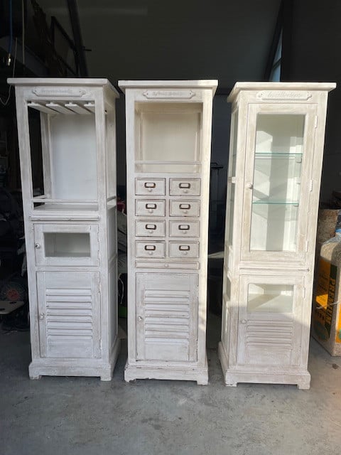 Set van 3 prachtige vitrine kasten
