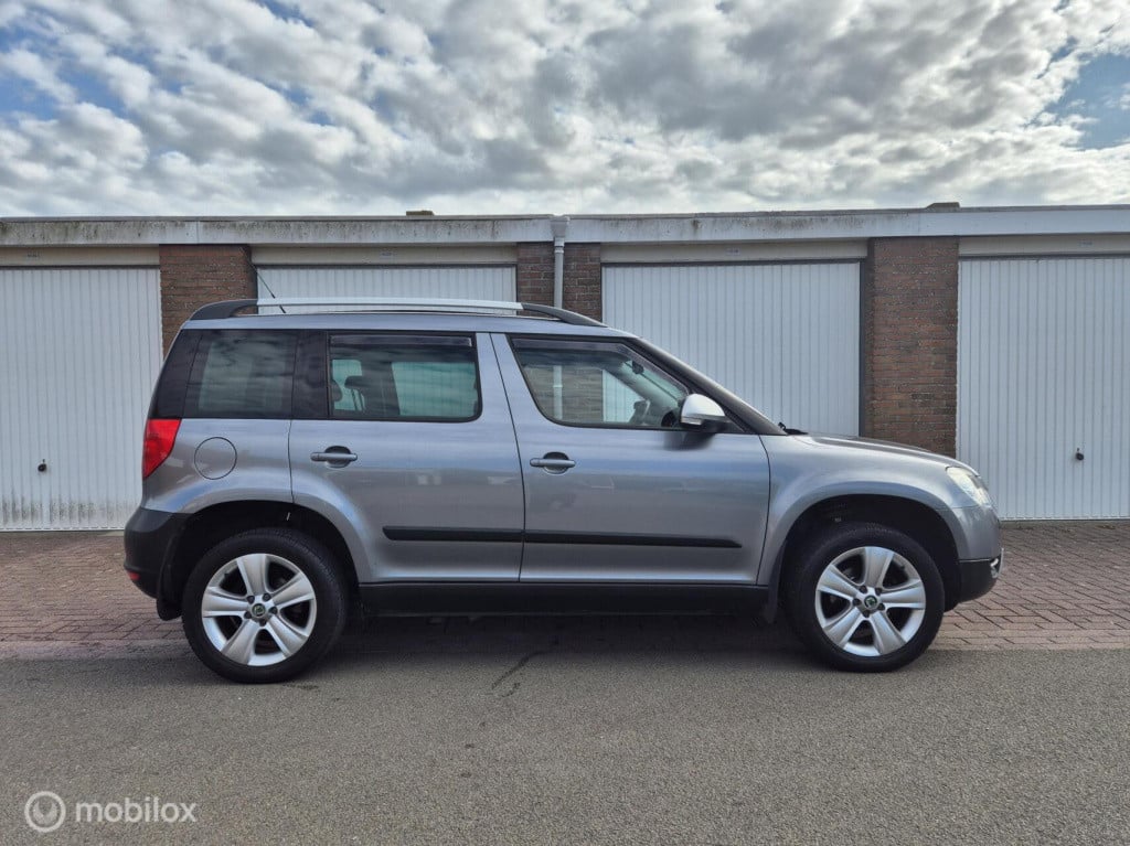 Skoda Yeti 1.2 tsi elegance / origineel nl / cruisecontrol / trekhaak