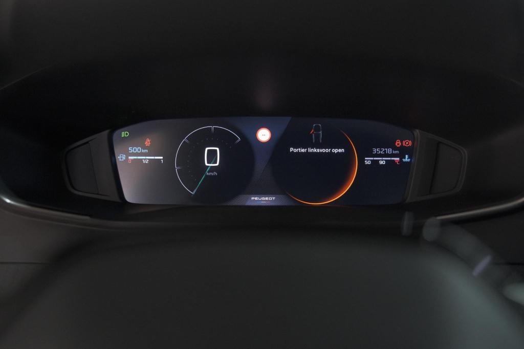 Peugeot 2008 puretech 100 allure | camera | navigatie | parkeersensoren | a