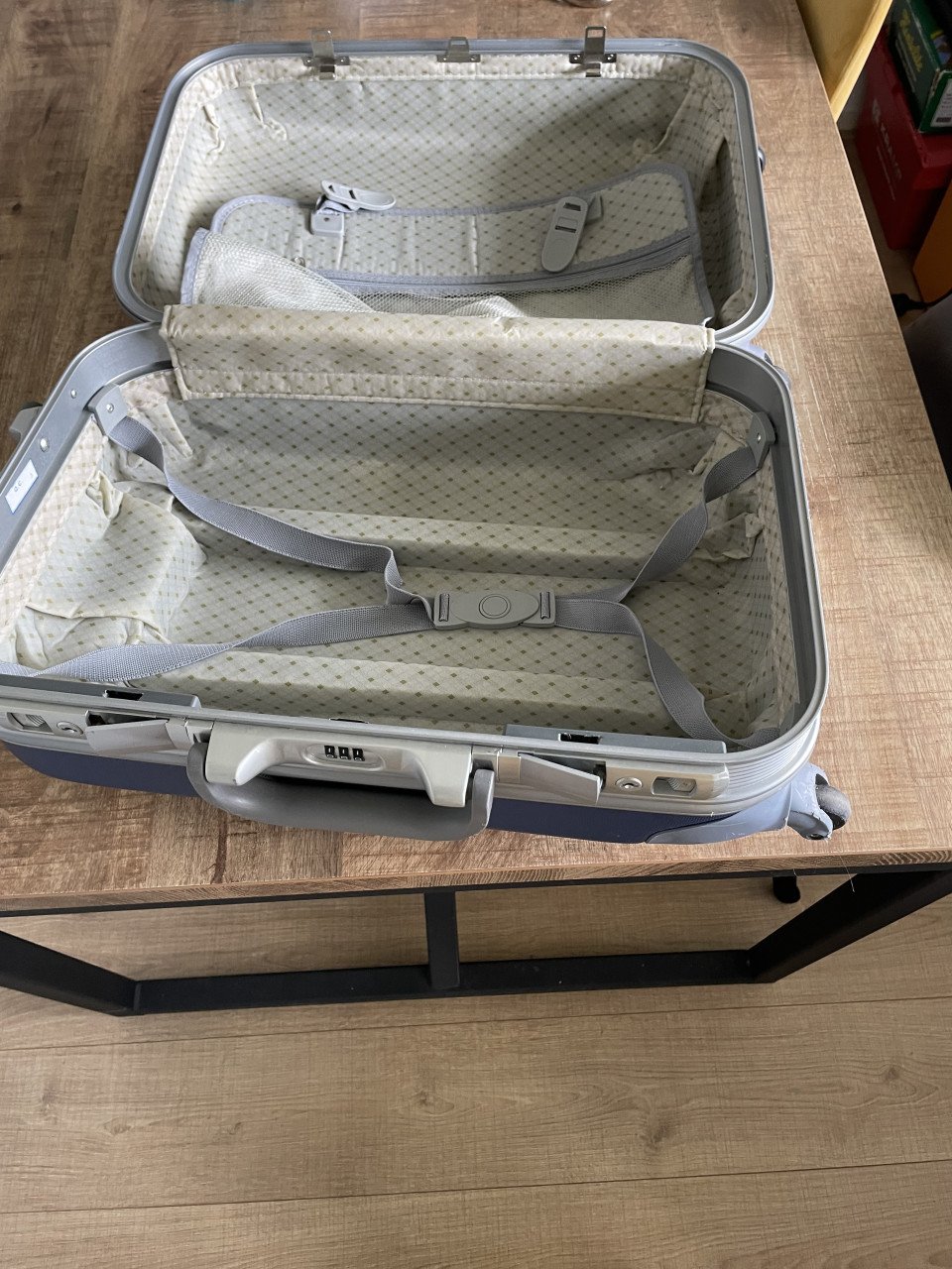 Te koop kleine reiskoffer
