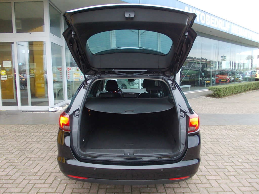 Opel Astra astra-k sports tourer 1.0 turbo nav, i-link, cruise-c. nw.model