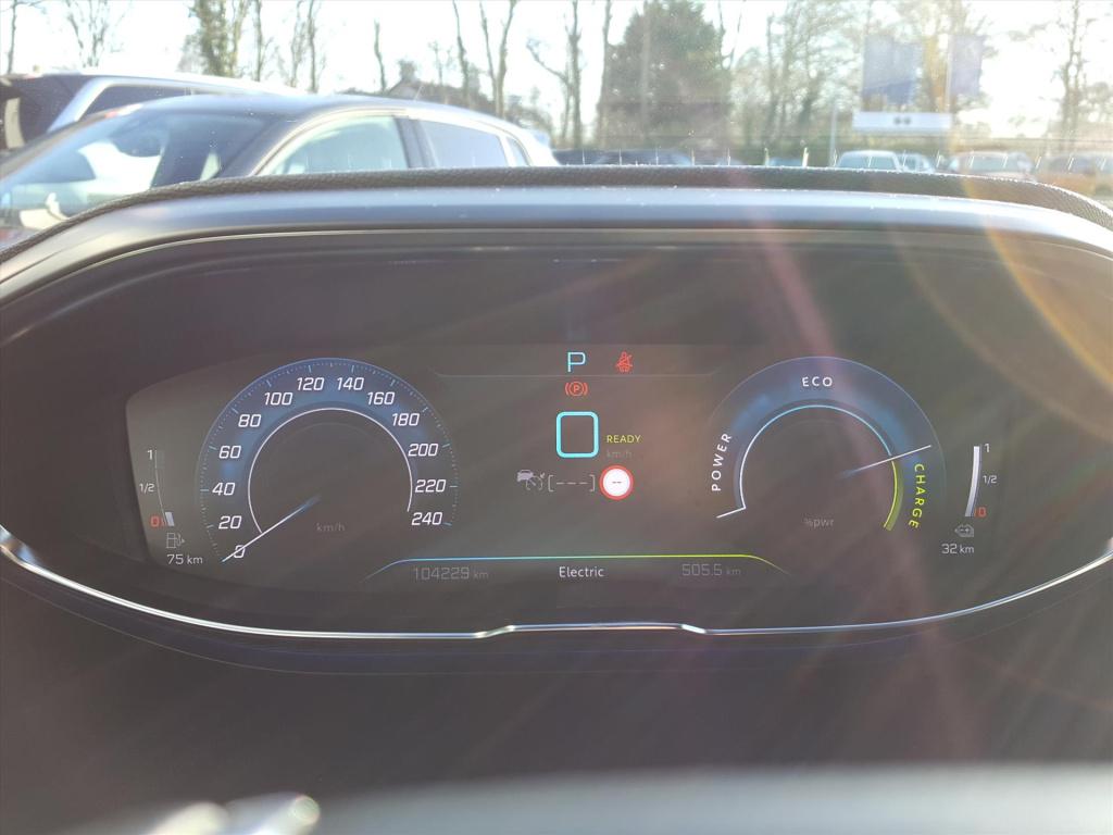 Peugeot 3008 1.6 plug-in hybrid 225pk e-eat8 gt pack apple carplay & androi