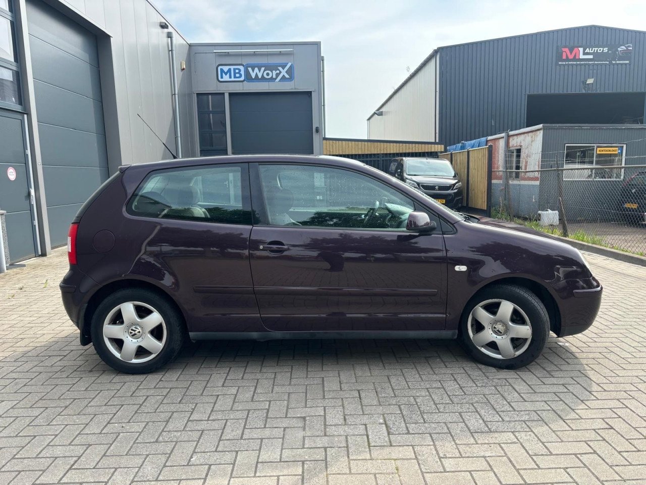 Volkswagen Polo 1.4-16V Highline Jaar Apk