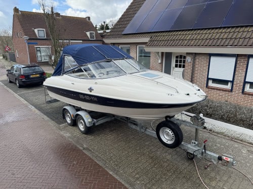 Bayliner 602 Capri Cuddy