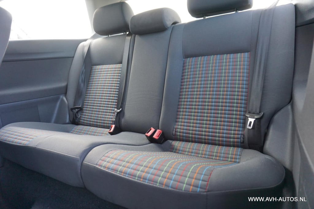 Volkswagen Polo 1.4-16v optive