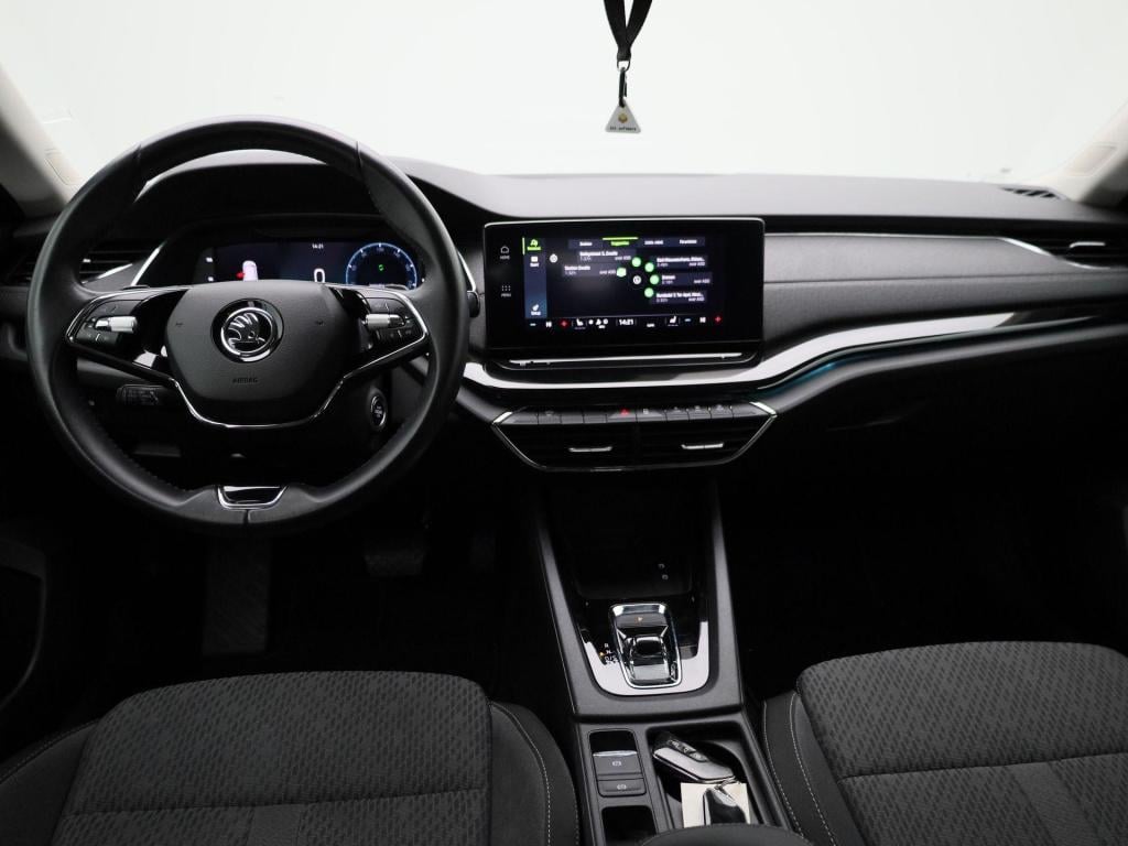 Skoda Octavia combi 1.5 e-tsi business edition plus | automaat | navigatie 