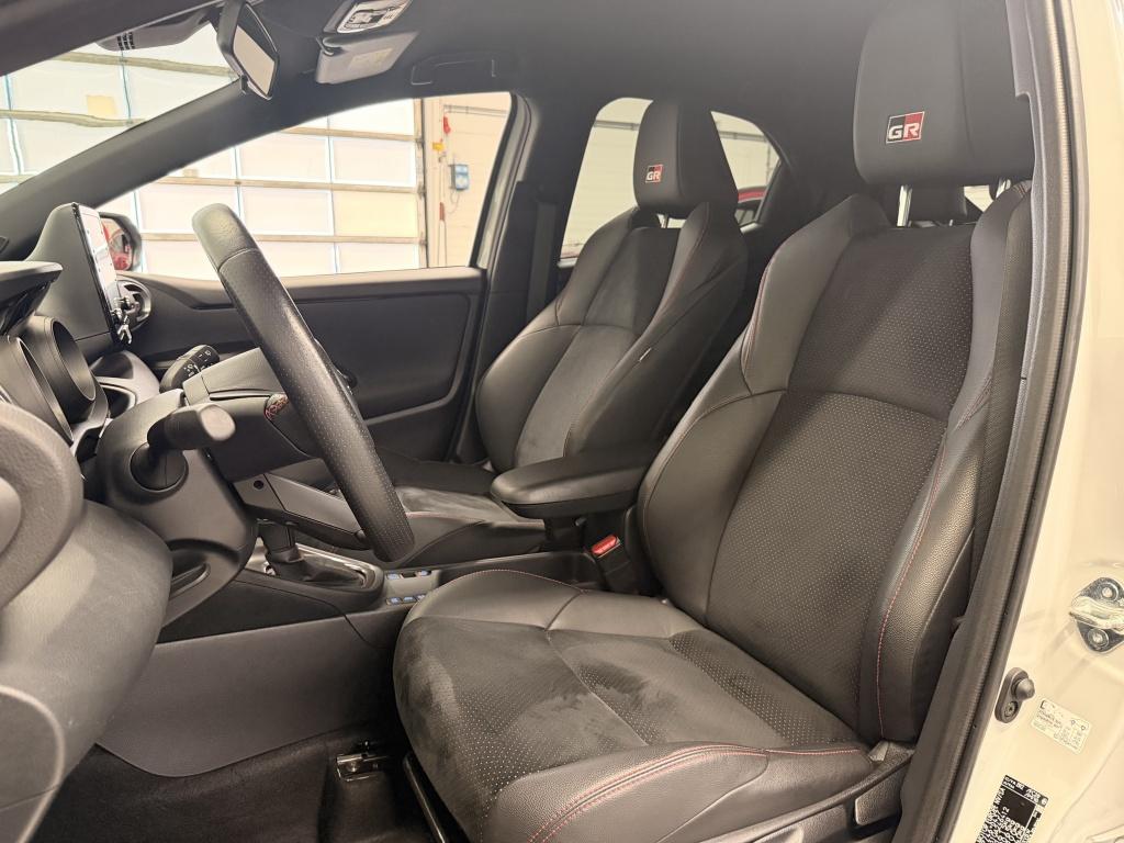 Toyota Yaris 1.5 hybrid gr sport