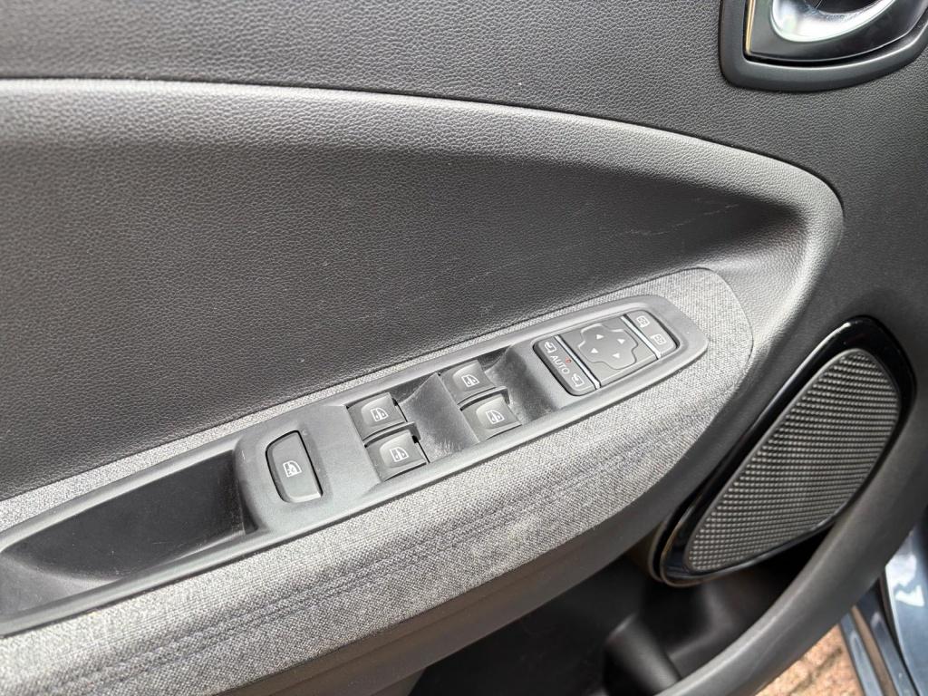 Renault Zoe r135 intens 52 | incl. accu | trekhaak |