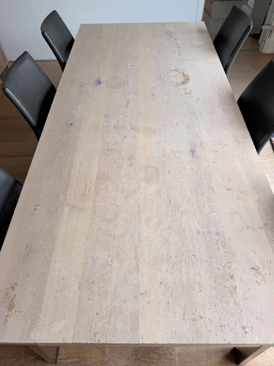 Eettafel met stoelen Bert Plantagie