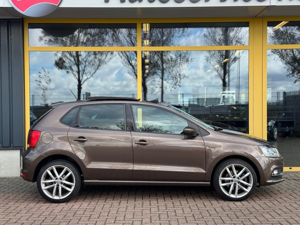 Volkswagen Polo 1.2 tsi first ed.