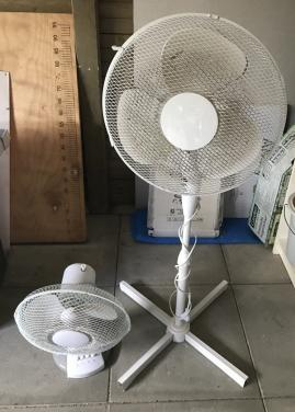 Ventilatoren (1x tafelmodel) en 5x staande ventilator.