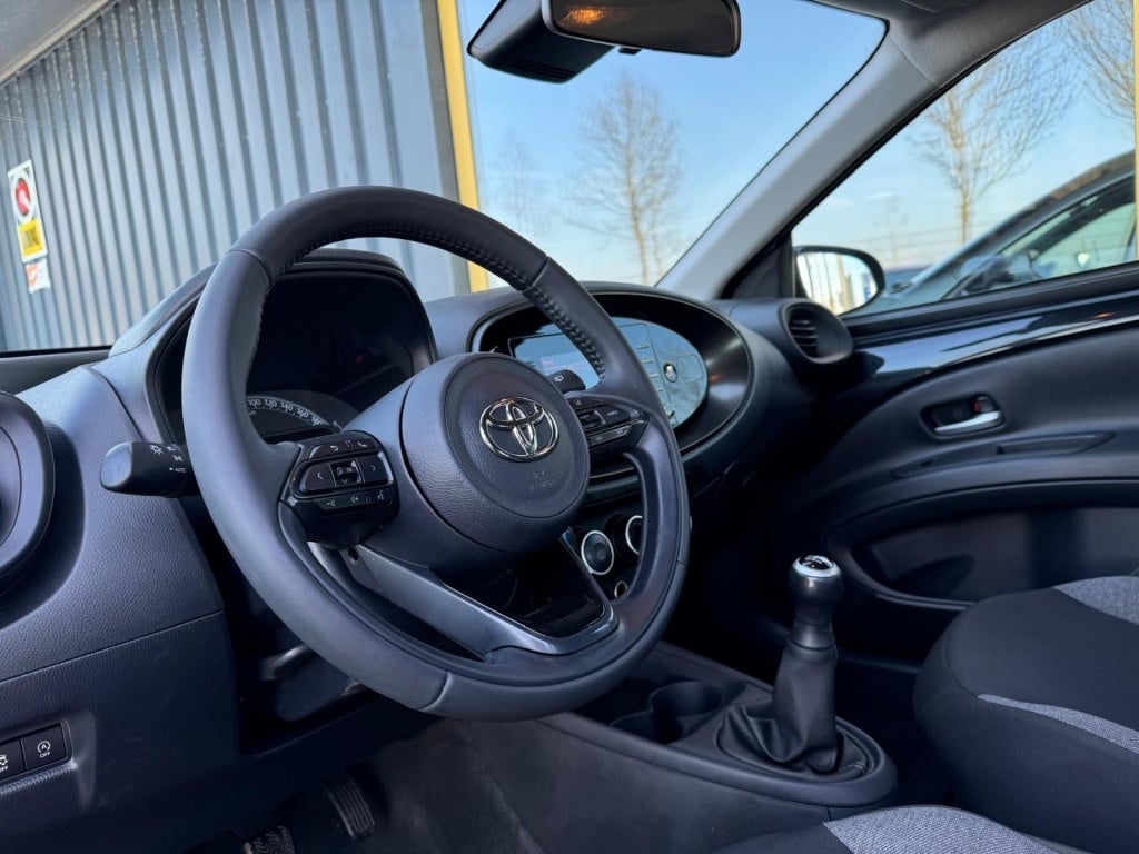 Toyota Aygo x 1.0 vvt-i mt play