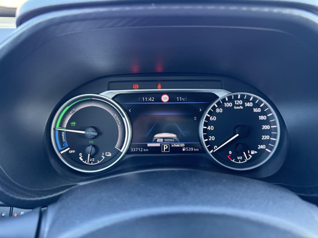 Nissan Juke 1.6 hybrid tekna sound + cold pack