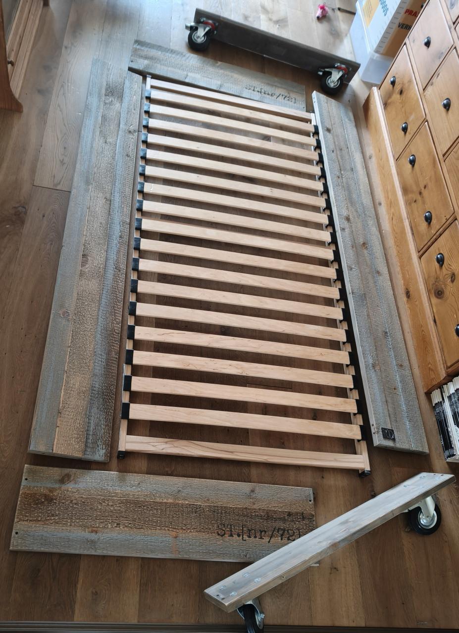 Stoer Tienerbed ROCK 90*200 incl lattenbodem