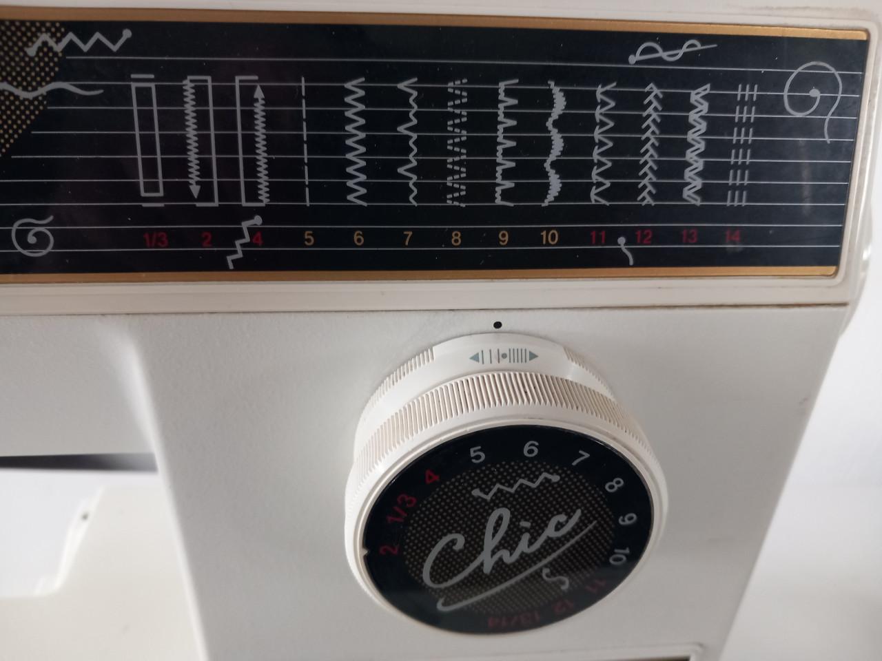 SINGER CHIC naaimachine