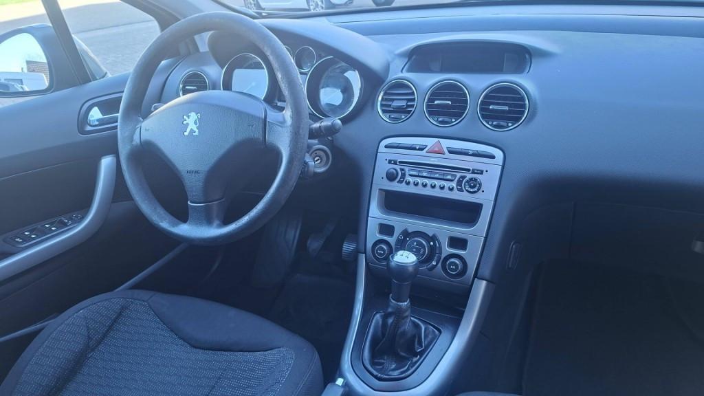 Peugeot 308 SW 1.6 VTI XS SW station bj:2009 airco lm-velgen apk 2027