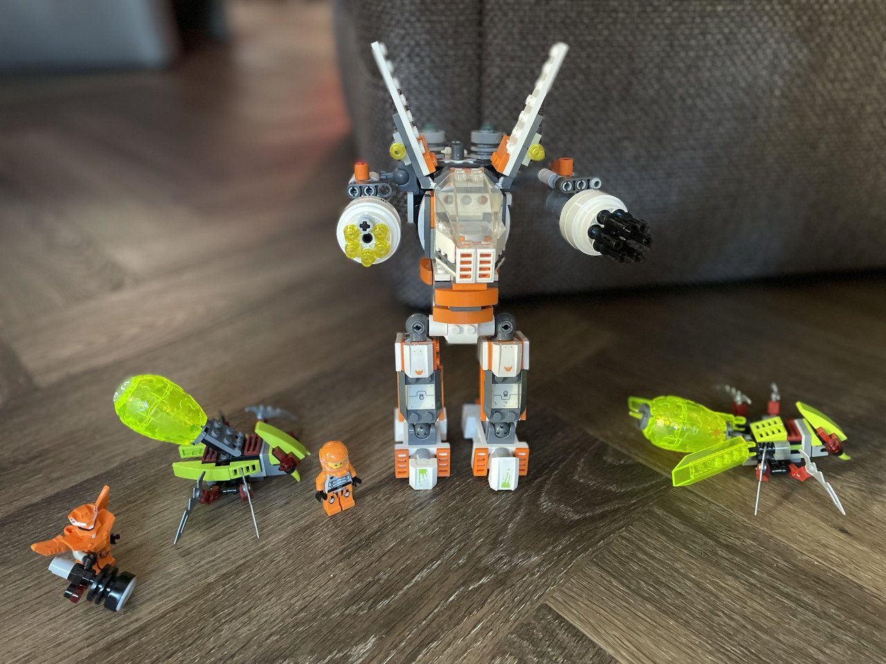 Lego Galaxy squad: Eradicator mech 70707
