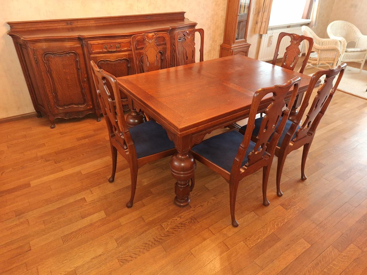 Eettafel / dressoir