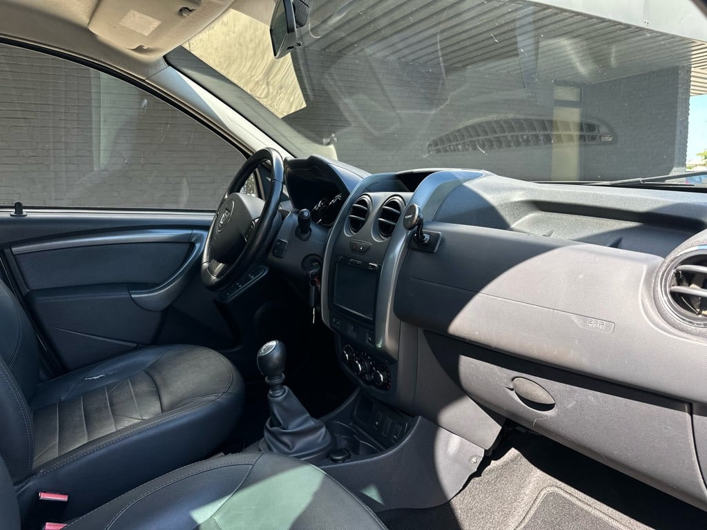 Dacia Duster 1.2 tce 4x2 prestige // schermradio // trekhaak //