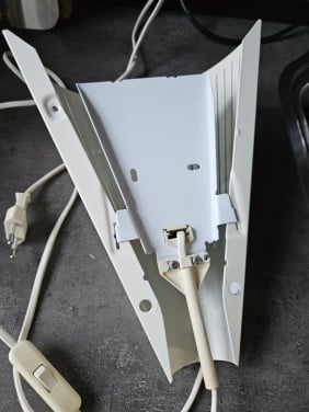 Originele jaren 90 vintage ikea klyka wandlamp in gebroken wit...