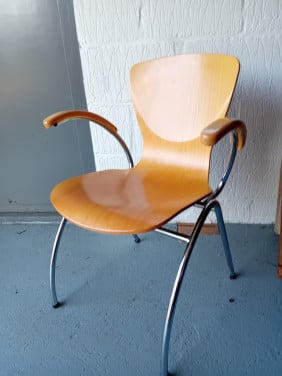 4 design stoelen