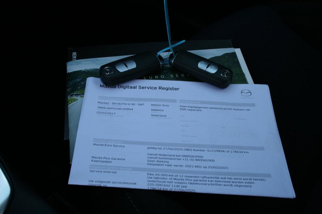Mazda 2 1.5 skyactiv-g gt-m line / pdc / stoelverwarming / navi