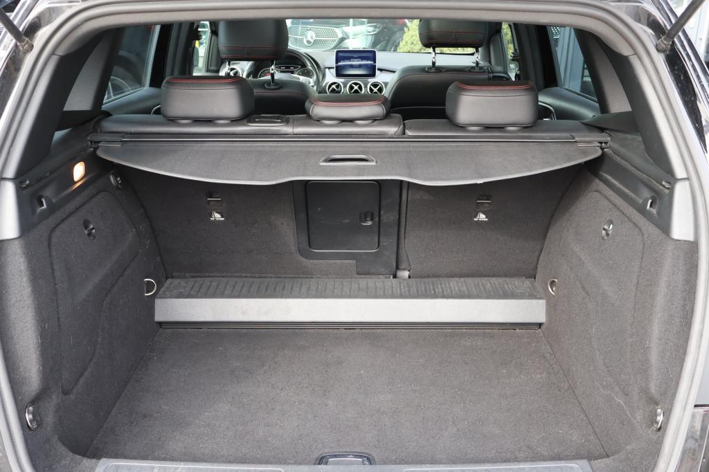 Mercedes-Benz B-Klasse 200 d amg line prestige l panoramadak l distronic l 