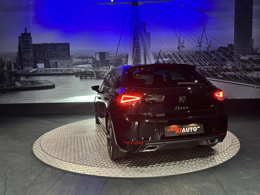 Seat Ibiza 1.0 ecotsi fr business connect *camera*keyless*winterpack*acc*le