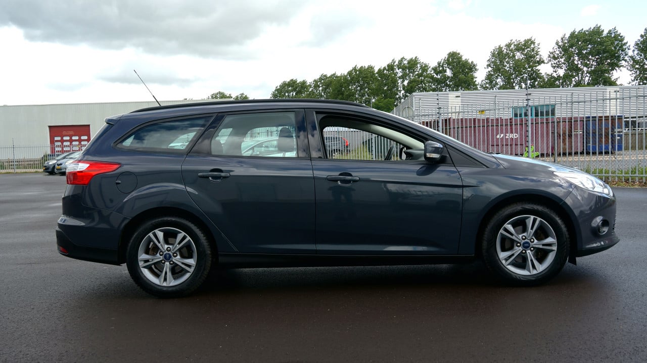 Ford Focus Wagon 1.0 EcoBoost Edition rijklaar