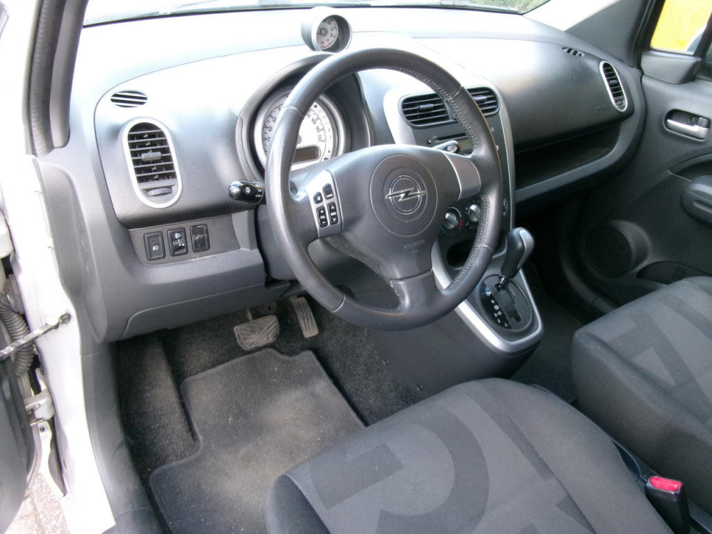 Opel Agila 1.2 automaat, airco, elec. ramen, hoge zit