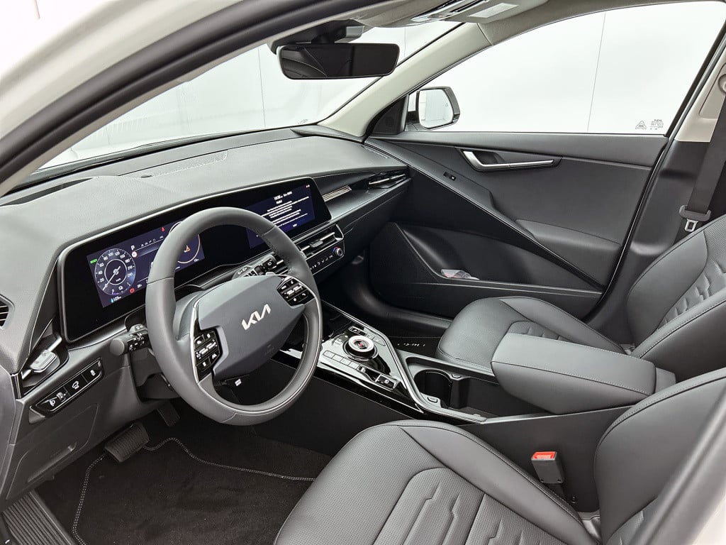 Kia Niro Ev plus 64.8 kwh | pano | keyless | stoel/stuurverwarming