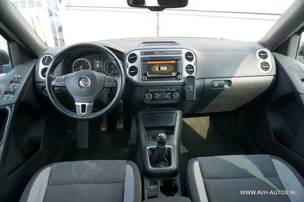 Volkswagen Tiguan 1.4 tsi sport&style 4motion r-line edition
