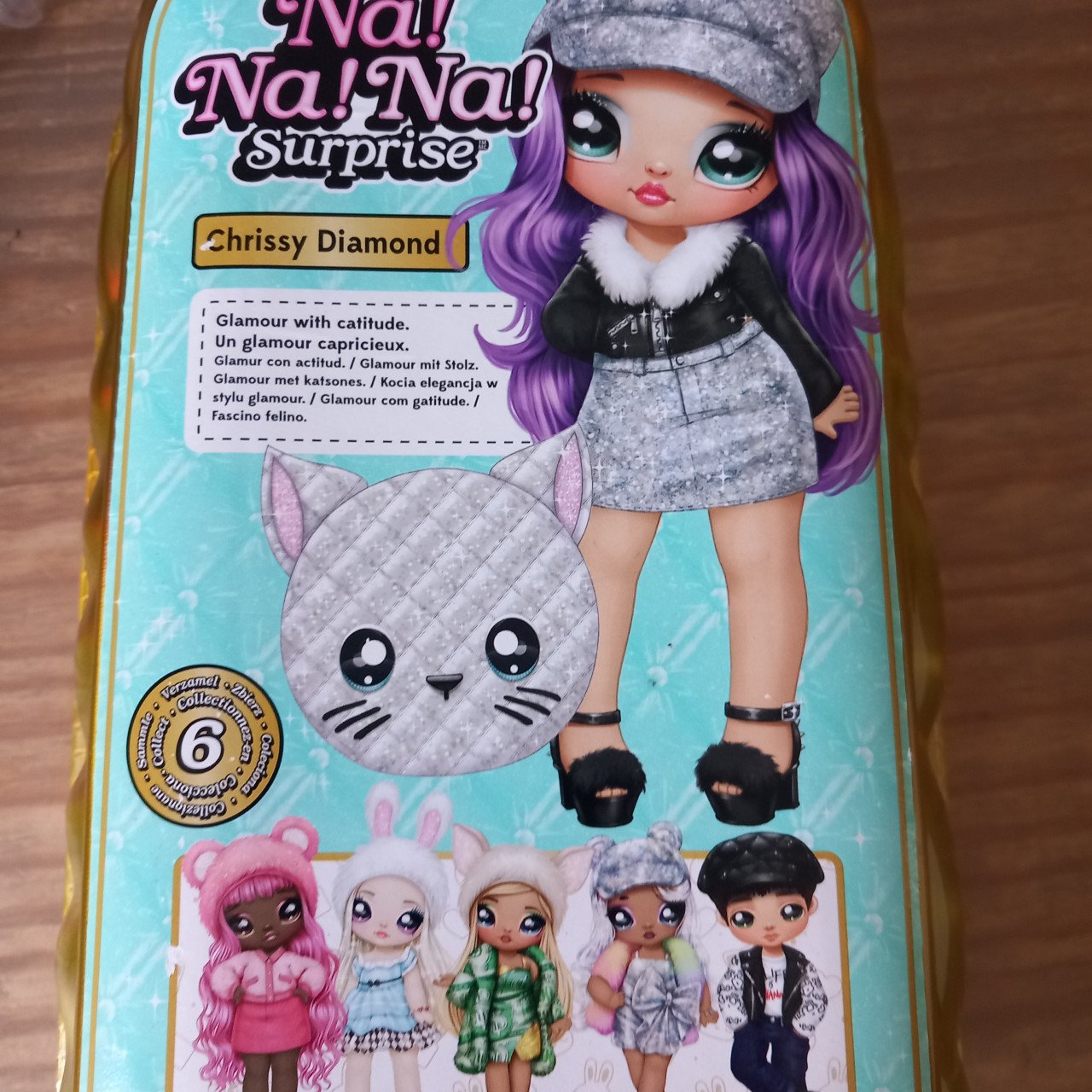 Nanana high pop nieuw Chrissy Diamond