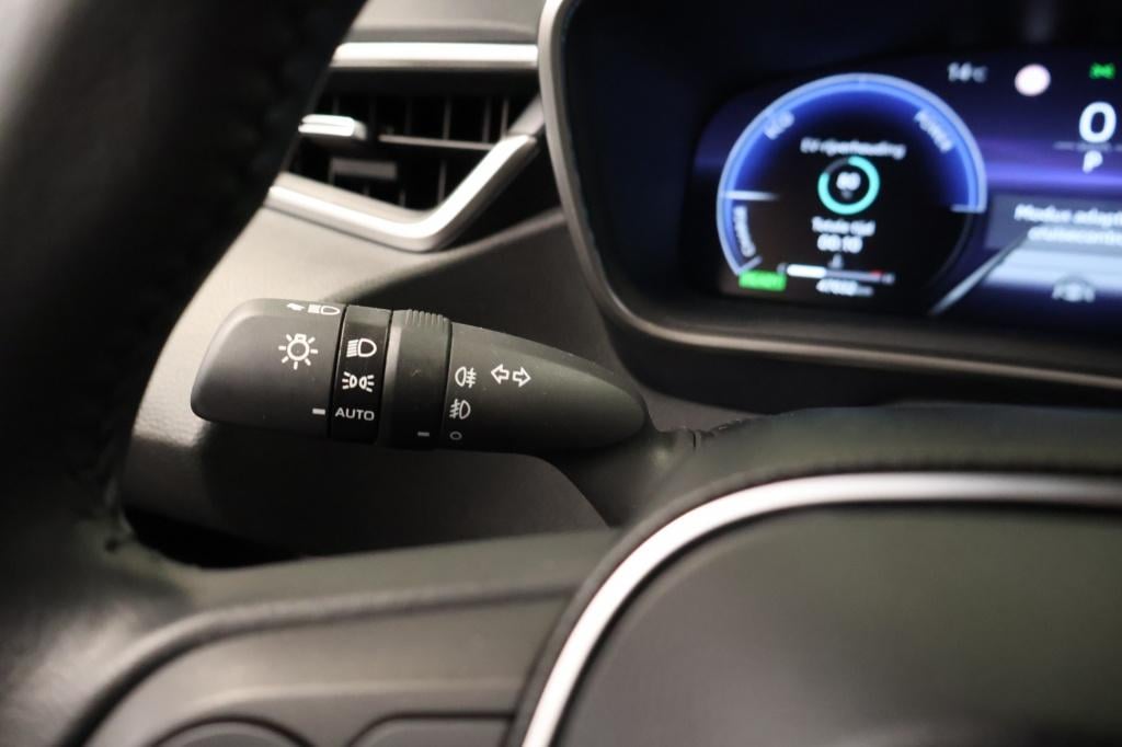 Toyota Corolla Touring Sports hybrid 140 active