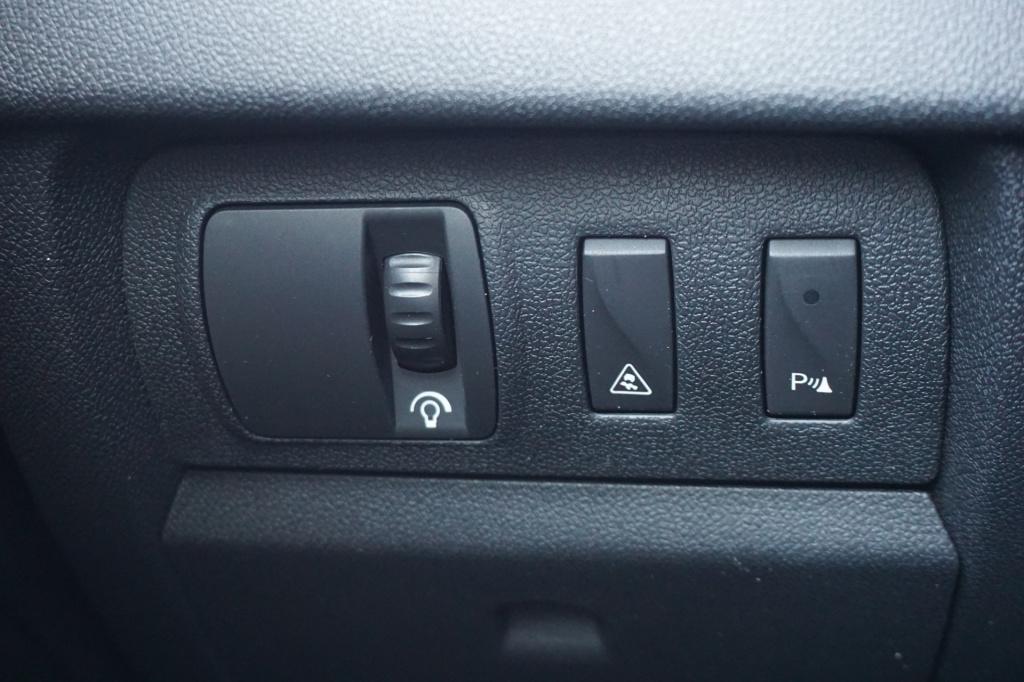 Renault Megane 1.4 tce privilége climate / navi / cruise / leder / stoelver