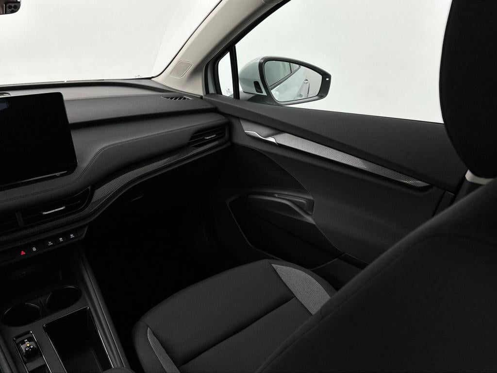 Skoda Elroq selection elektromotor 125 kw / 170 pk suv elektri