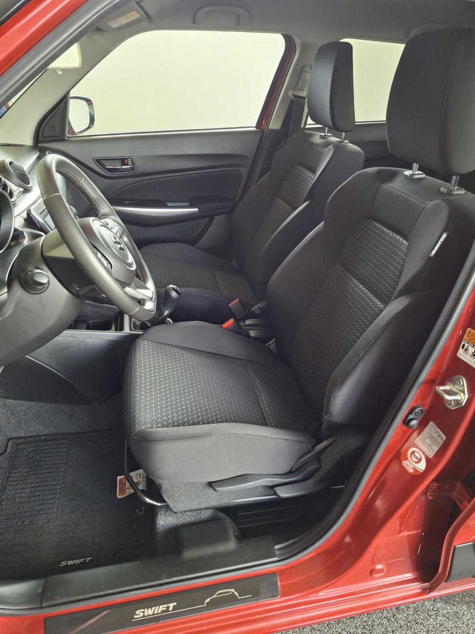 Suzuki Swift 1.2 style smart hybrid