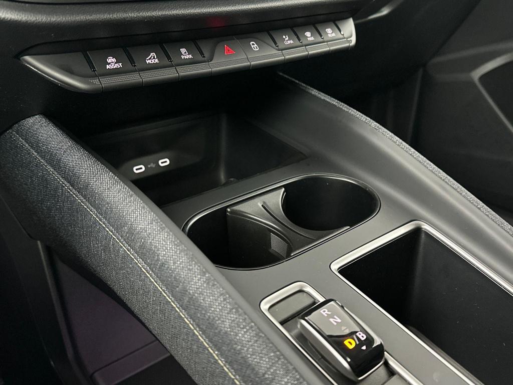 Skoda Elroq business edition tour elektromotor 150 kw / 204 pk