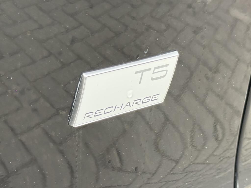 Volvo XC40 t5 262pk recharge ultimate dark| panodak| adap.cruise| camera| e