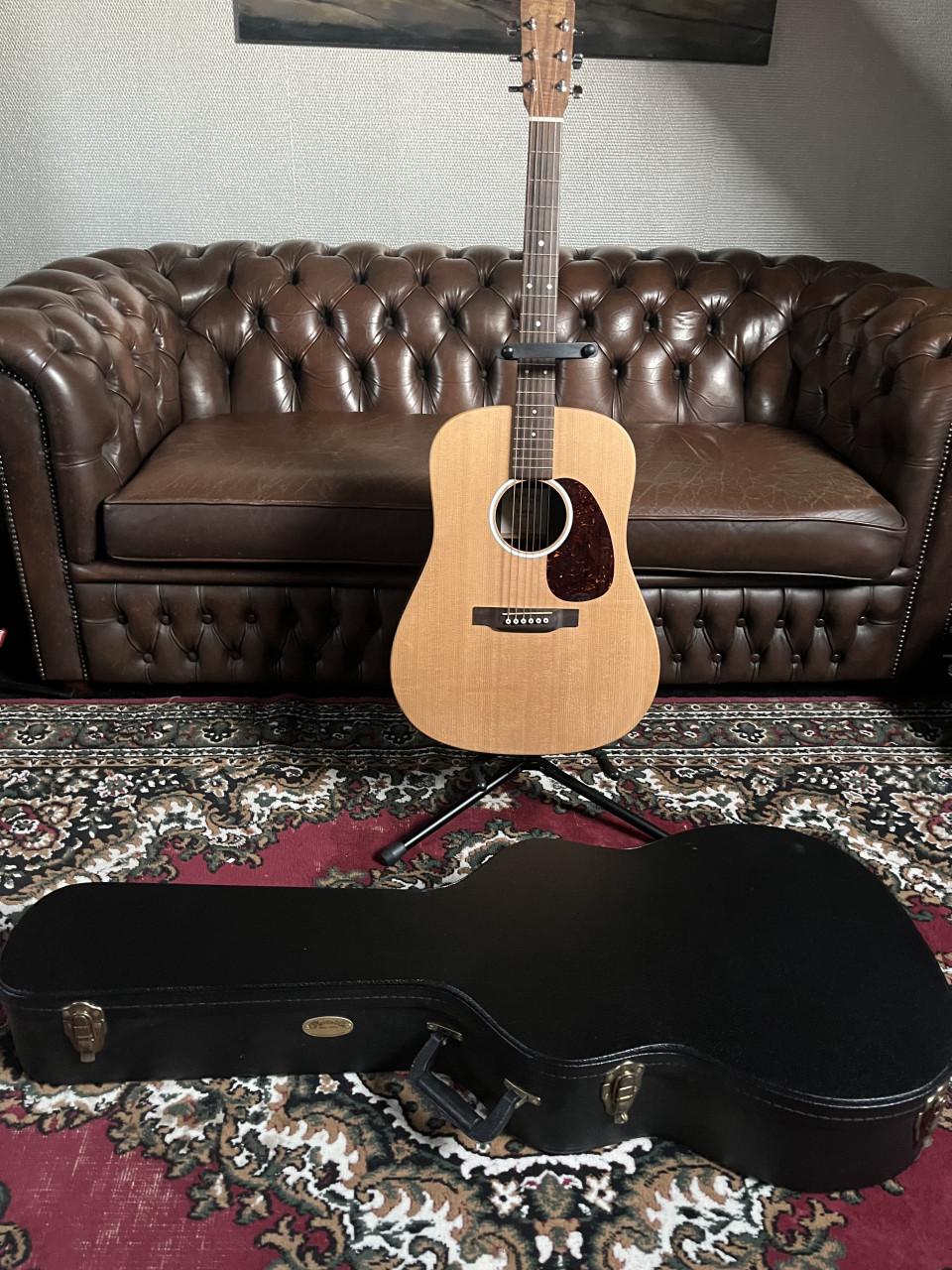 Martin , Fender Akoestische gitaren