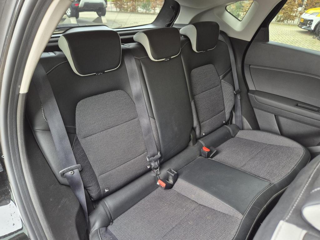 Renault Captur 1.0 tce 90 intens camera, navigatie, 18" lm velgen, apple/an