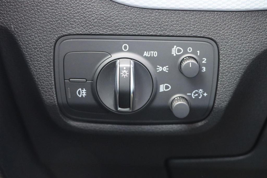 Audi Q2 30 tfsi design s-tronic 115pk