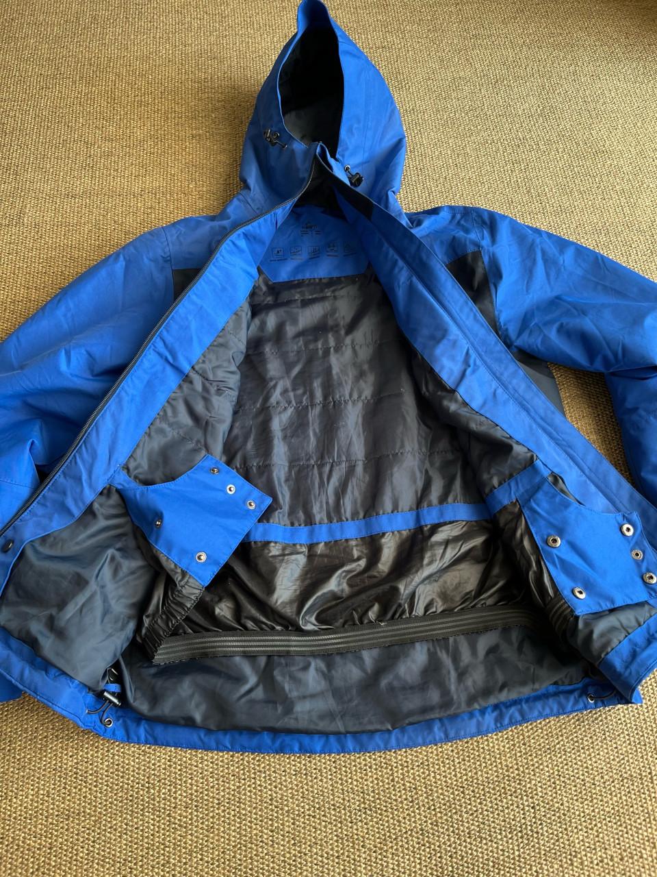 Crivit ski jack maat S en skibroek mountainpeak maat M