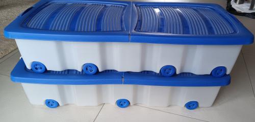 2 OPBERG ROLCONTAINERS (voor onder bed)