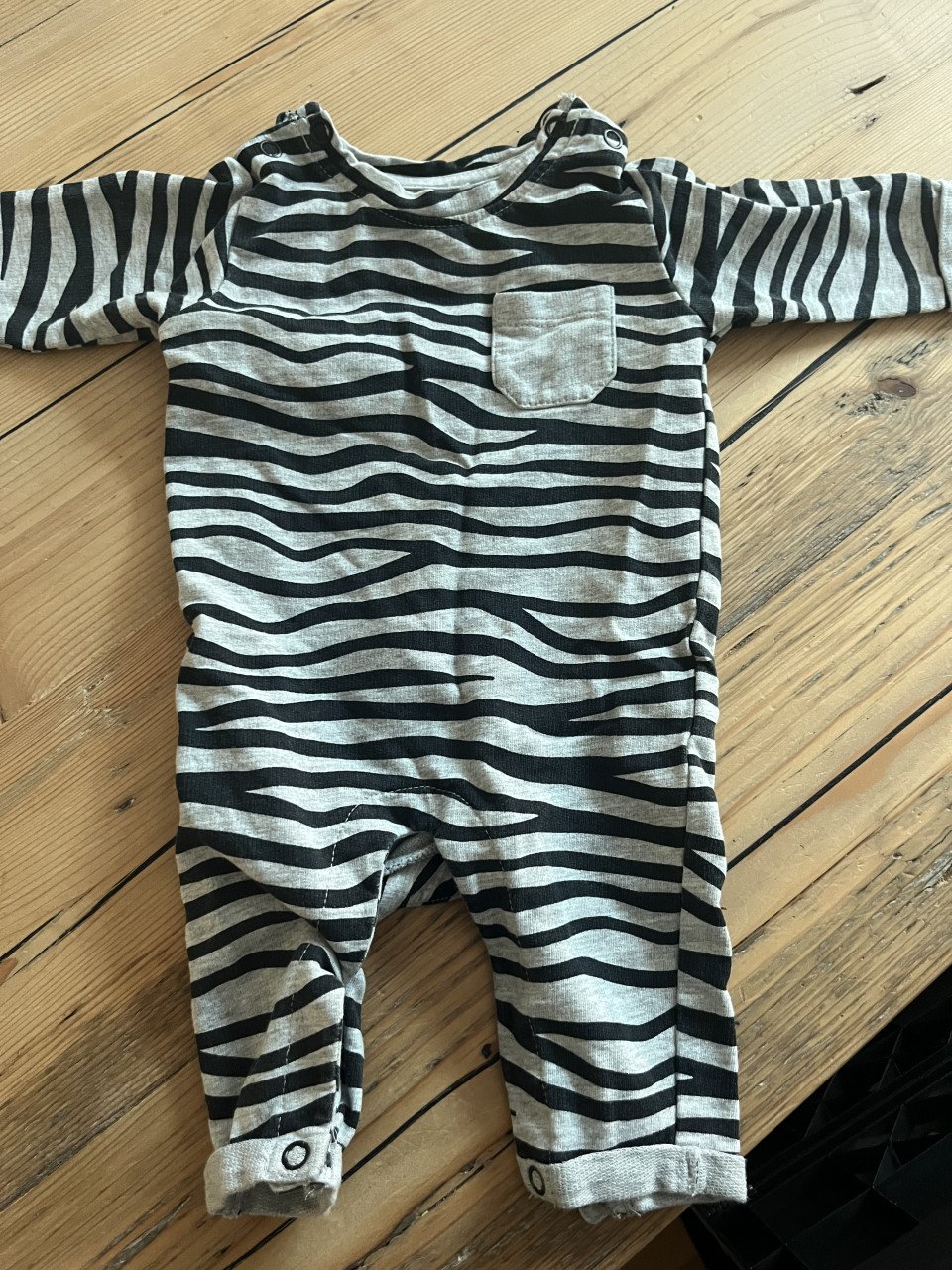 Babykleding maat 56