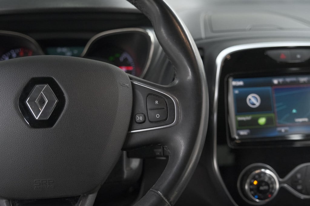 Renault Captur tce 90 intens | camera | navigatie | parkeersensoren | clima