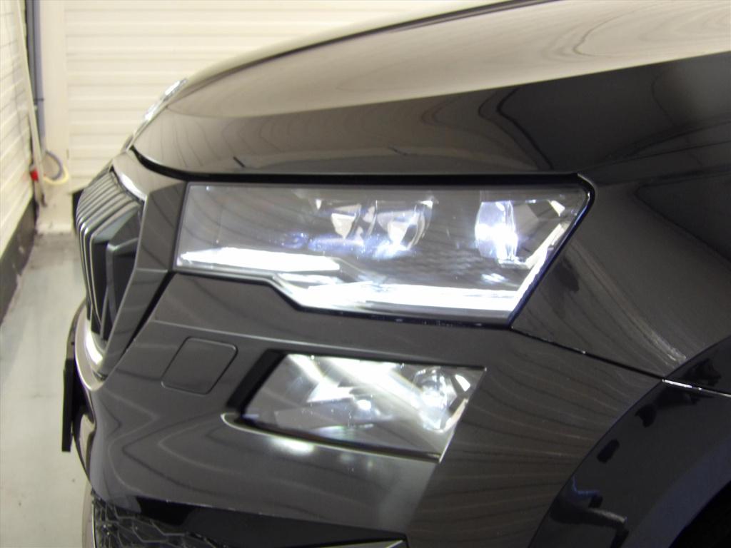 Skoda Karoq 1.5 tsi act greentech 150pk dsg-7 sportline business