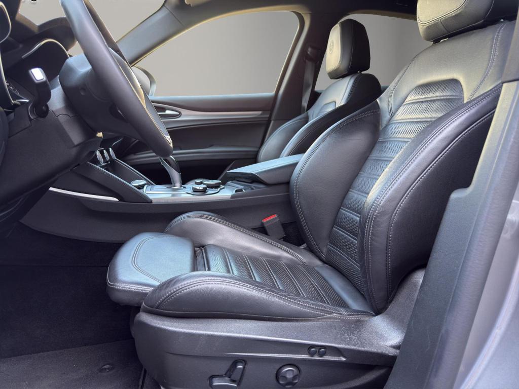 Alfa Romeo Stelvio 2.0 t awd super | 20" | camera | leder / sportstoelen | 